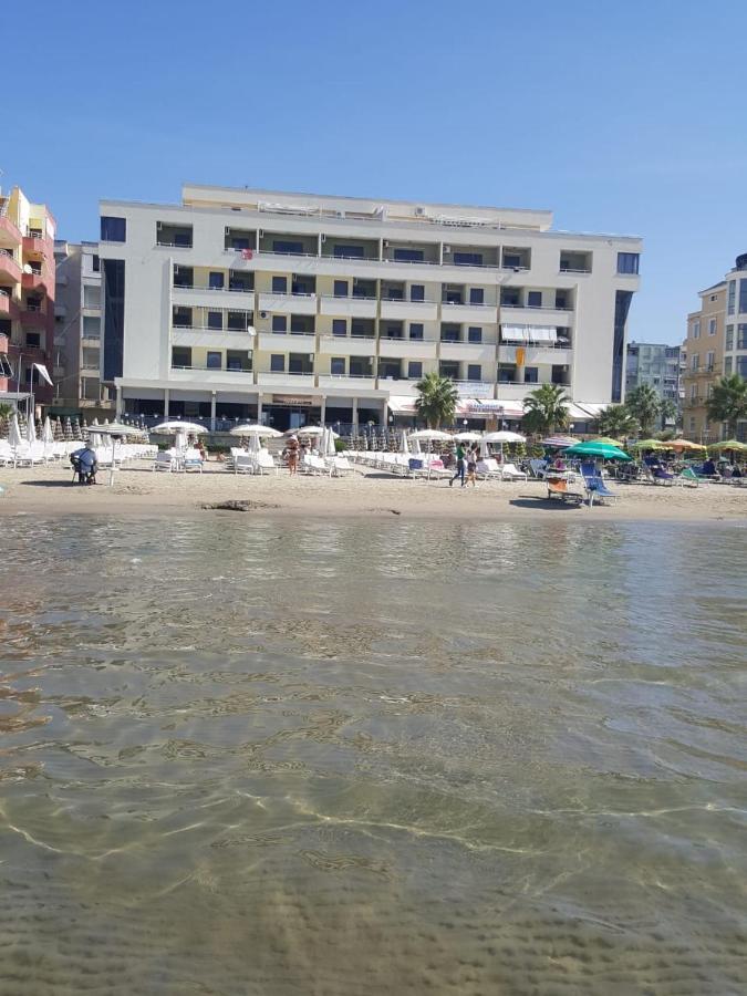 Joel Residence Durrës Esterno foto
