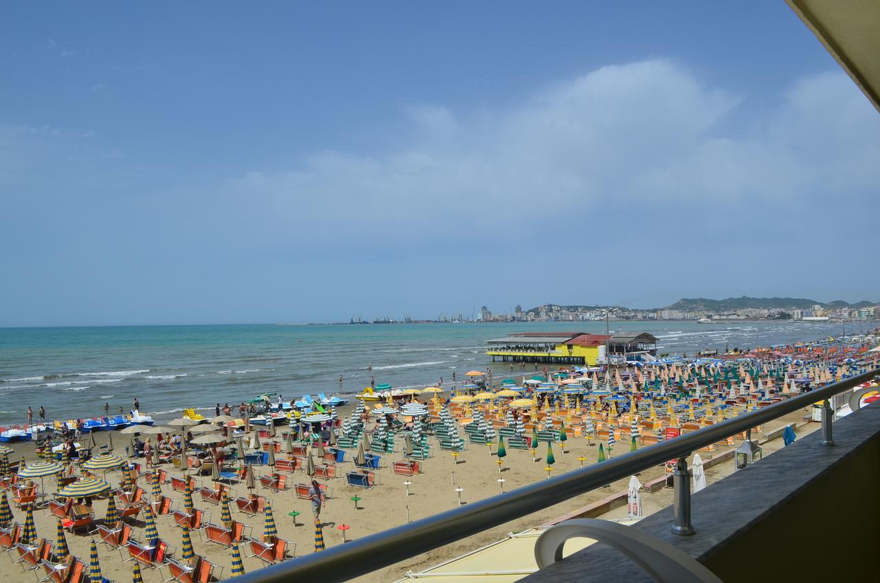 Joel Residence Durrës Esterno foto