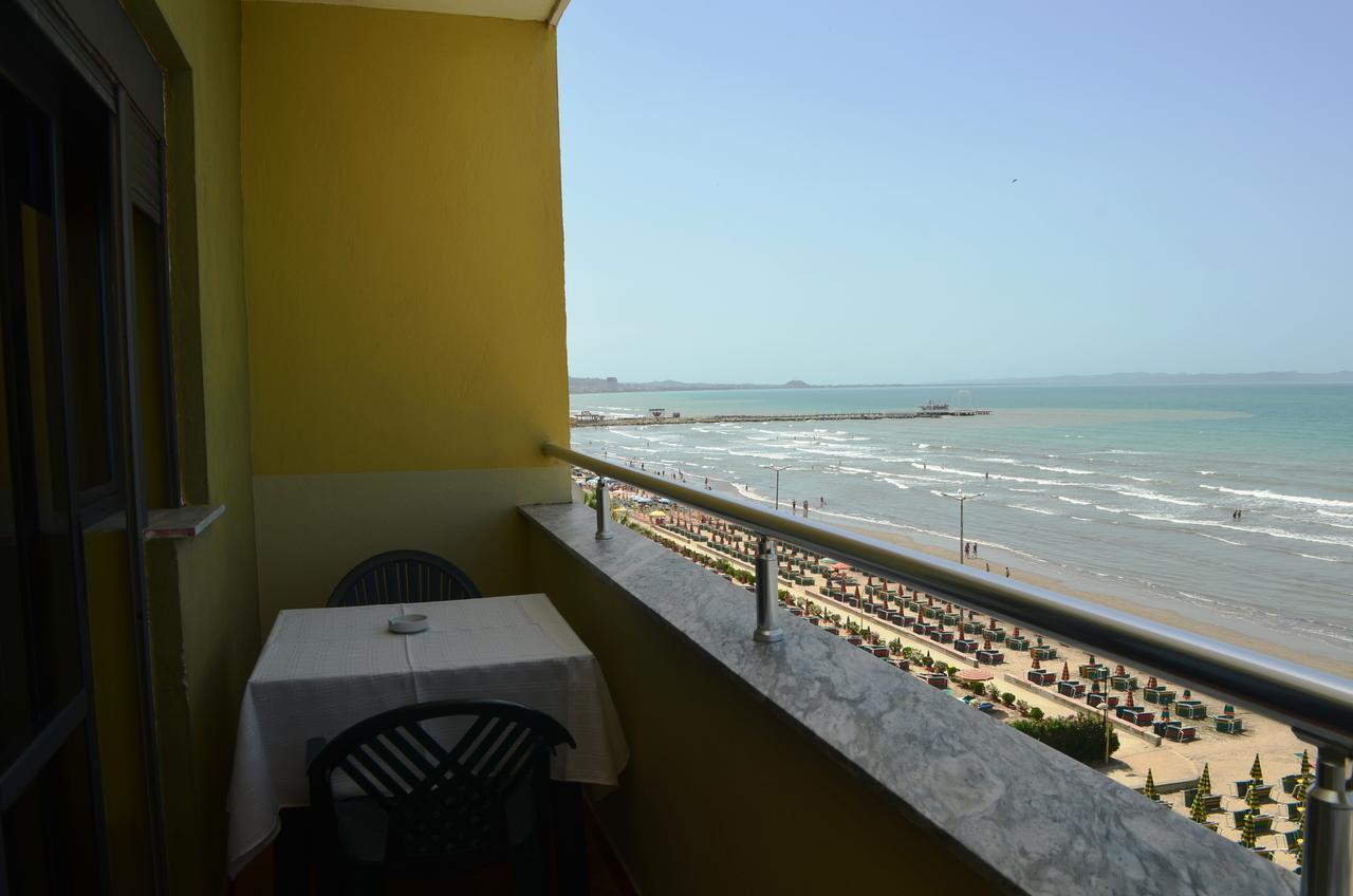 Joel Residence Durrës Esterno foto