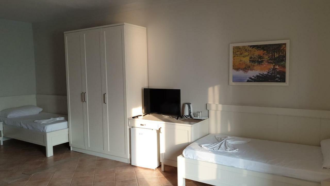 Joel Residence Durrës Esterno foto